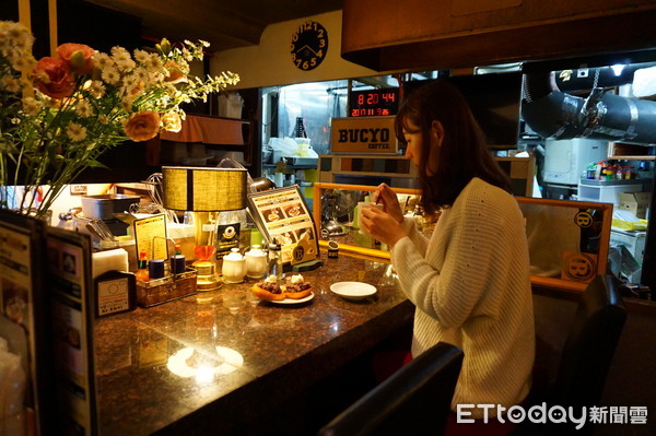 ▲体验名古屋特有早餐文化,KAKO BUCYO COFFEE。(图/记者赖文萱摄)
