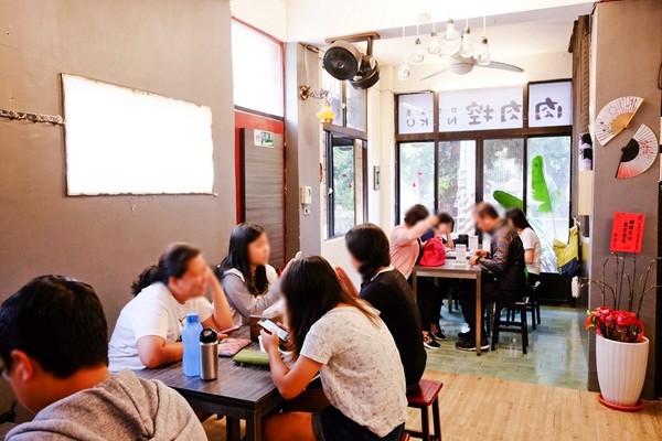 ▲台南肉肉控午间限定N<饭。(图/Sean提供)