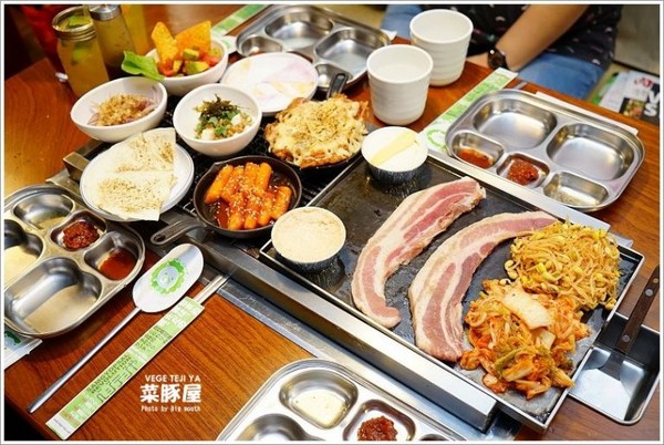 VEGE TEJI YA 菜豚屋(台中店)。(图/大口提供)