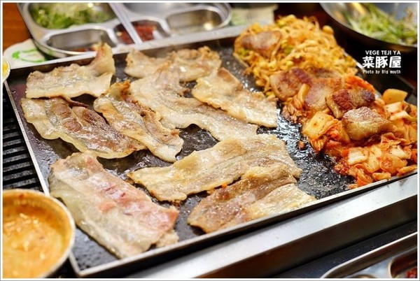 VEGE TEJI YA 菜豚屋(台中店)。(图/大口提供)