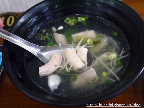 ▲宜兰罗东古早味三星葱油鸡饭。(图/三高Sir提供)