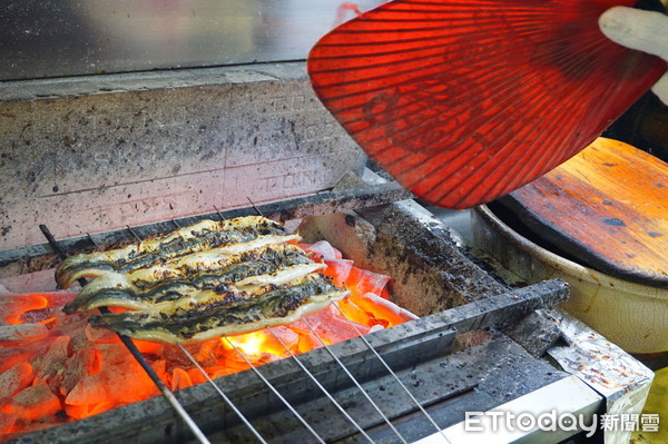 ▲名古屋美食うな?鳗鱼饭,鳗鱼饭三吃。（图／记者赖文萱摄）