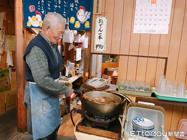 ���ձ���֪С�뵺�����õ����������С���ͼ�������������㣩