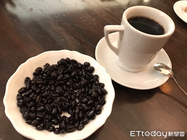 ▲体验名古屋特有早餐文化,KAKO BUCYO COFFEE。(图/记者赖文萱摄)