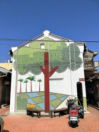▲彰化大村大路畔柑仔店彩绘墙。(图/旅游夜市趴趴走提供)