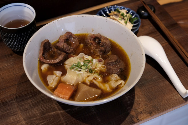 新北市 门前隐味牛肉面 。（图／男子的日常生活提供）