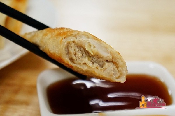 高雄 牛锅子 创意煎饺。(图/影子提供)