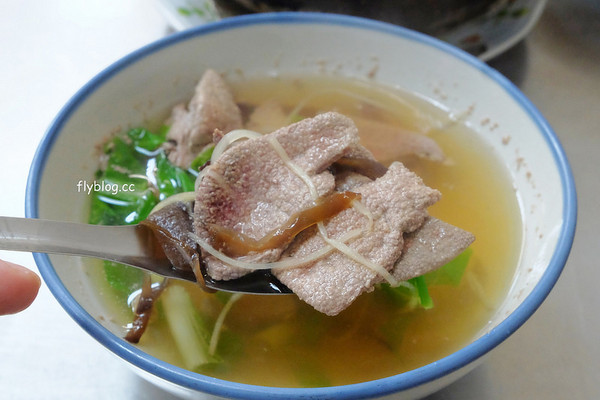 ▲台中北区家味小馆翻滚酸辣面(图/飞天璇提供。)