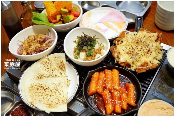 VEGE TEJI YA 菜豚屋(台中店)。(图/大口提供)