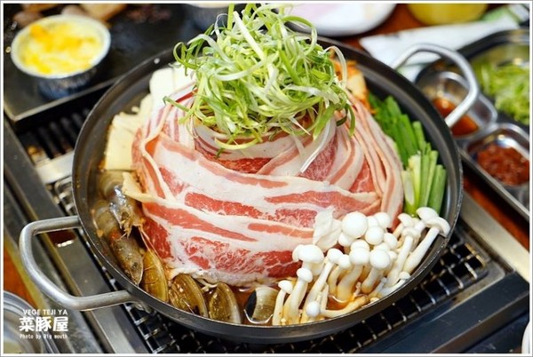 VEGE TEJI YA 菜豚屋(台中店)。(图/大口提供)