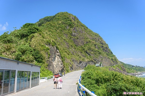 ▲亲不知子断崖。(图/满分的旅游札记提供)