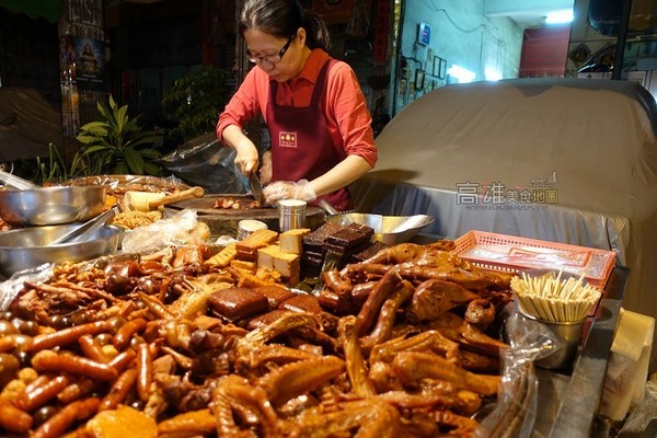 ▲高雄五甲地区南光街夜市。(图/高雄美食地图提供)