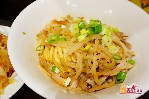 弄堂牛肉面。（图／影子）