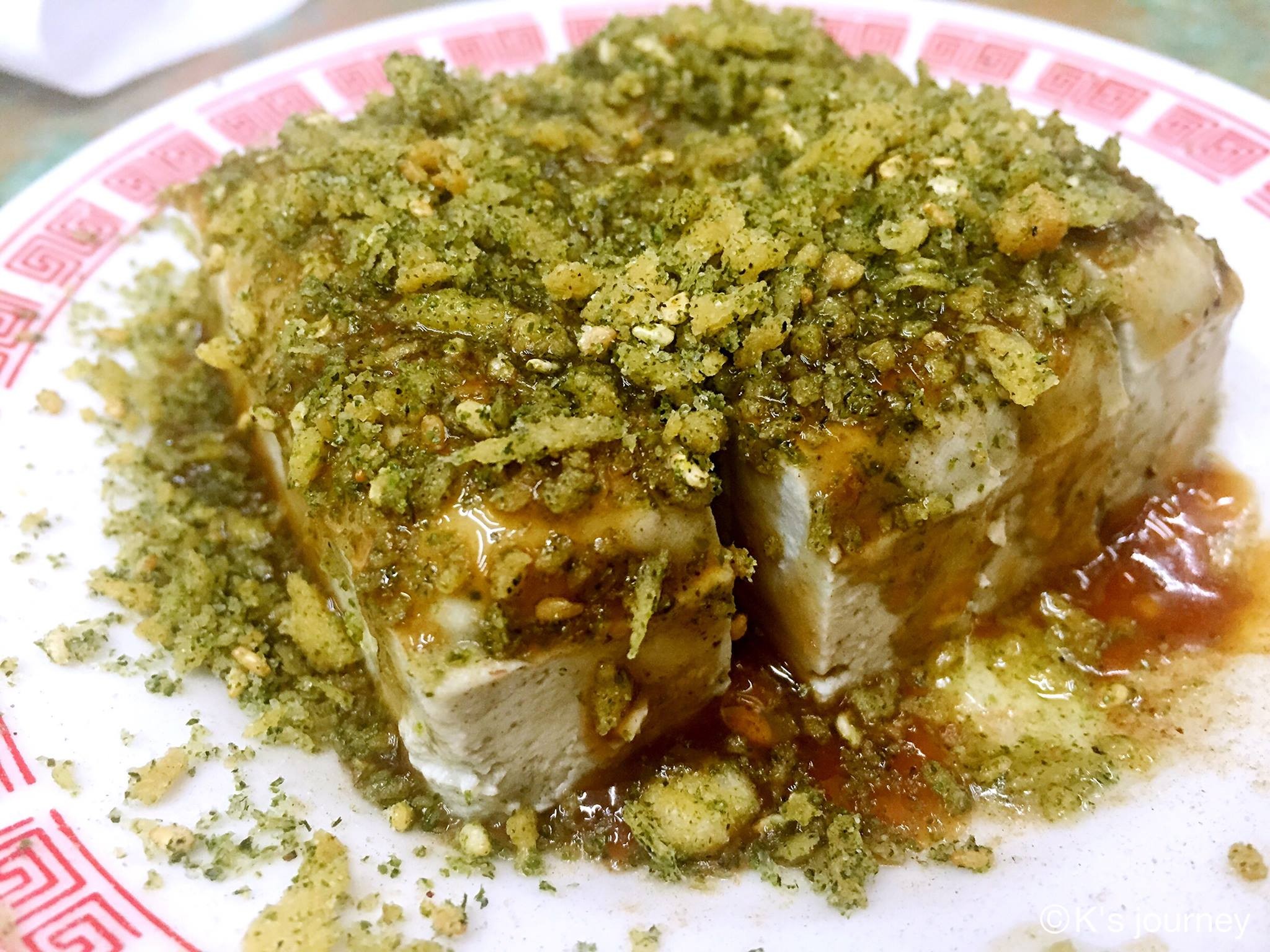 ▲戴记独臭之家,招牌炸臭豆腐,清蒸臭豆腐,凉拌臭豆腐。(图/部落客KK提供)