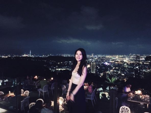 ▲台北阳明山草山夜未眠。(图/IG@adreaa.21提供,请勿任意翻摄以免侵权)