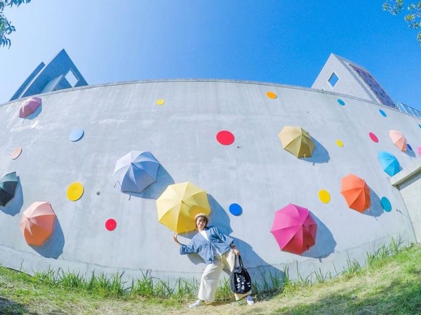 ▲台中市屯区艺文中心。(图/IG@miss_sockk提供,请勿任意翻摄以免侵权)