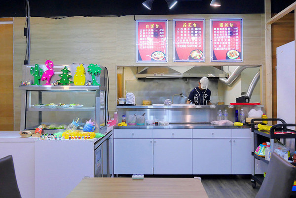 ▲台中大四喜牛肉面东海夜市 。(图/橘子狗爱吃糖提供)