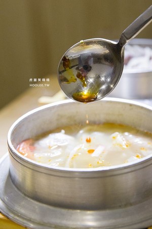 ▲小二月饭汤 高雄中华店。(图/虎丽笑嗨嗨提供)