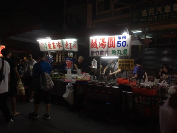 ▲高雄劳工公园夜市。(图/高雄美食地图提供)