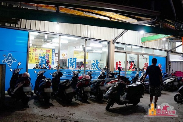 ▲高雄市三民区天天迷你石头火锅。(图/影子提供)