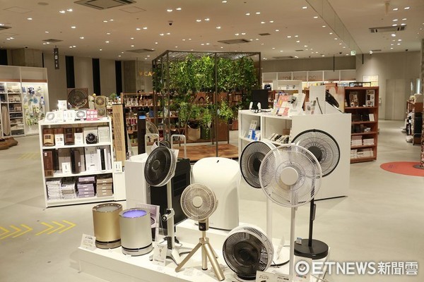 ▲%家??oft旗舰店。（图／记者蔡玟君摄）