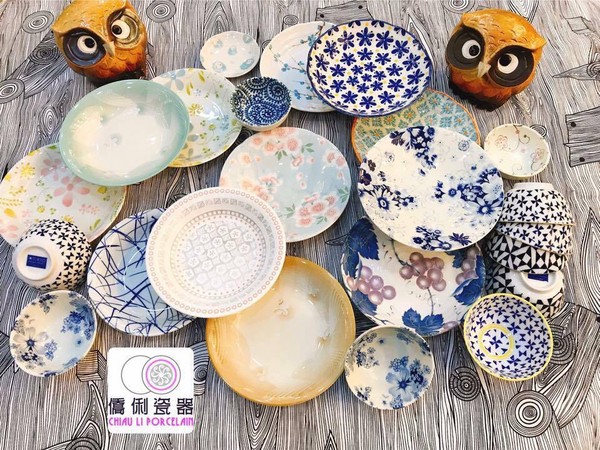 ▲多样造型的日式碗盘。(图/侨俐瓷器有限公司提供)