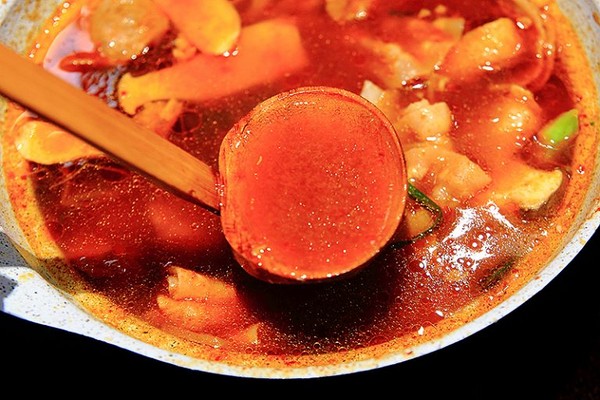▲から锅 Akakara ATT2号店。(图/萍子提供)