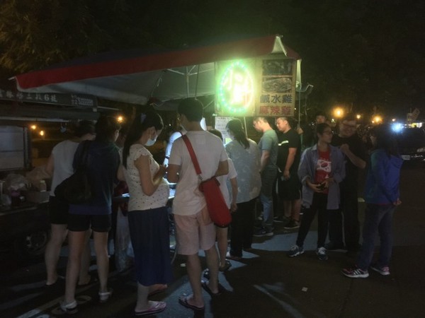 ▲高雄劳工公园夜市。(图/高雄美食地图提供)