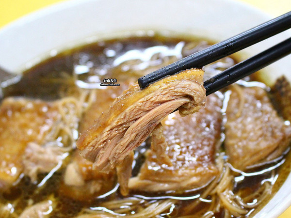 ▲台南秋冬进补热卖当归鸭。(图/台南先生提供。)