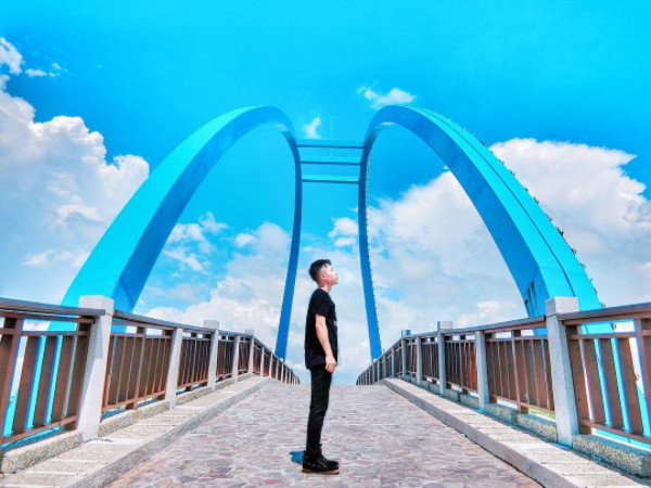 ▲彰化王者之弓桥。(图/IG@j.wei___提供,请勿随意翻拍,以免侵权。)使用须附连结,并提供刊登网址给作者
