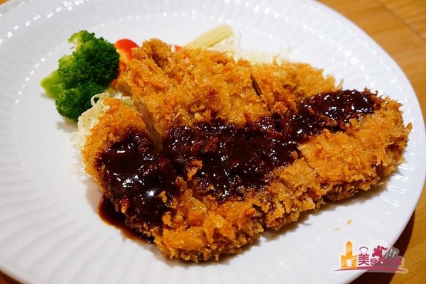 ▲高雄简约日式料理店。(图/影子提供)