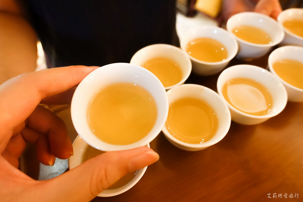 ▲大稻埕有记名茶。(图/爱丽丝爱旅行提供)