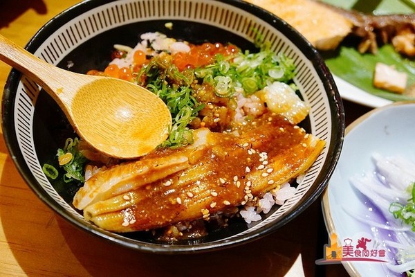 ▲高雄简约日式料理店。(图/影子提供)