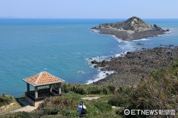 ▲马祖东莒岛隐藏版“摩西分海”奇景，犀牛屿。（图／记者周宸亘摄）