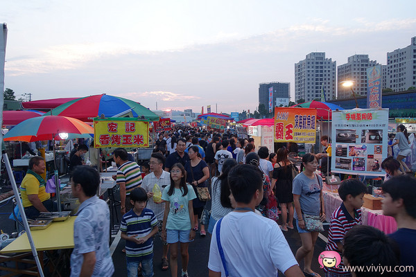 ▲龙潭观光夜市。(图/Viviyu提供)