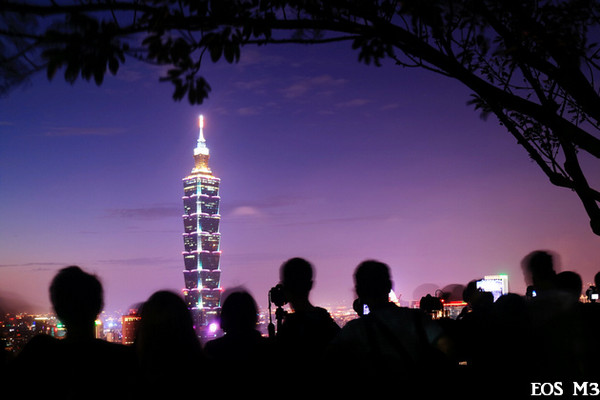 ▲台北101夜景虎山峰。(图/小白鲸摄)