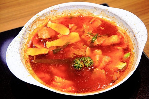 ▲から锅 Akakara ATT2号店。(图/萍子提供)