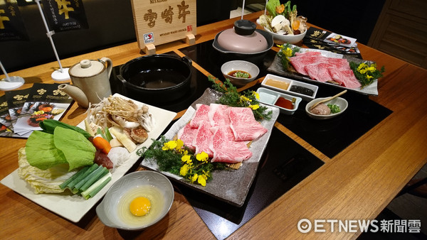 ▲黑毛屋、干杯、老干杯A5宫崎牛上市。(图/记者黄士原摄)