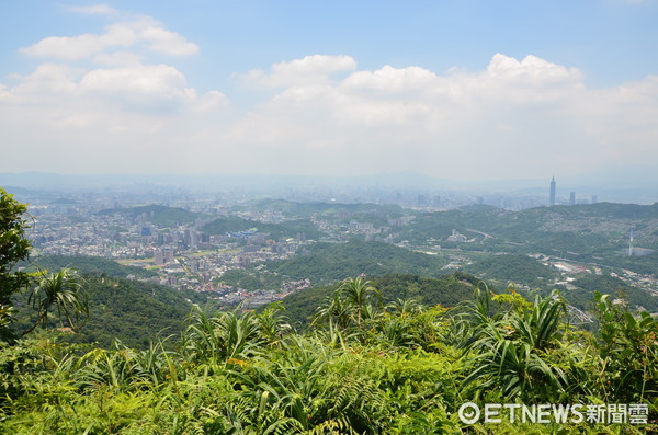 新北登山一日游。(图/新北市政府提供)