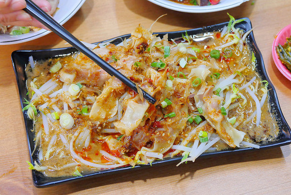 ▲台中大四喜牛肉面东海夜市 。(图/橘子狗爱吃糖提供)