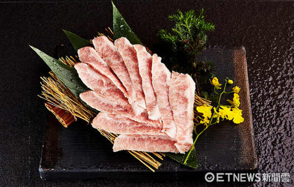 ▲%祭细杀?靼嘌酪帘壤?ellota霜降猪肉 。(图/老干杯提供)
