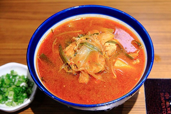 ▲から锅 Akakara ATT2号店。(图/萍子提供)