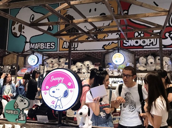 ▲巨大史努比 。(图/新光三越台南新天地提供)
