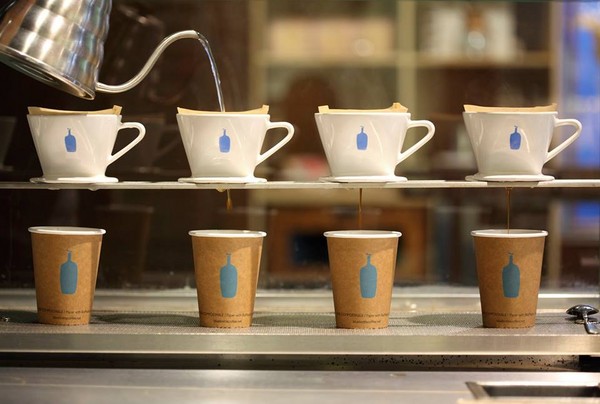▲%既毡纠镀靠Х龋ㄍ迹?∽月lue Bottle Coffee Japan脸书专页)