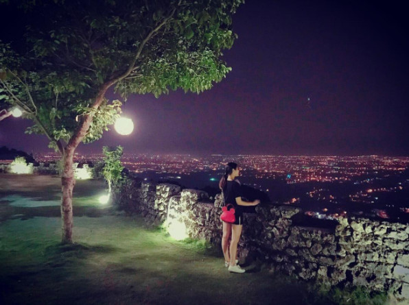 ▲大冈山夜景。（图／IG@in_333提供，请勿随意翻拍，以免侵权。）使用需附IG连结并回复给对方