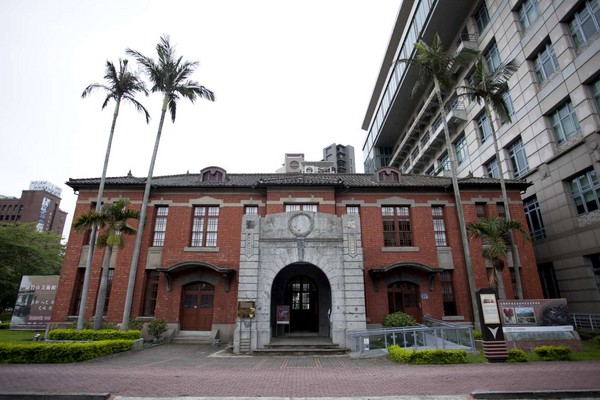 ▲新竹日治时期古迹转型当代美术馆。（图／新竹市文化局提供）