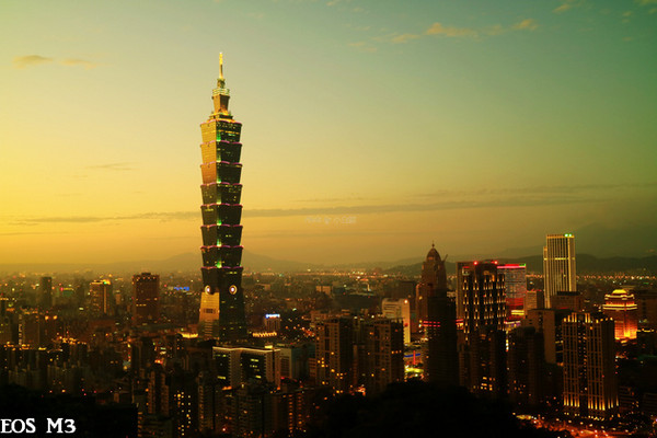 ▲台北101夜景虎山峰。(图/小白鲸摄)