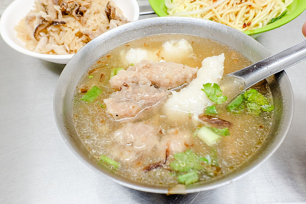 邱家油饭肉羹。(图/小虎食梦网)