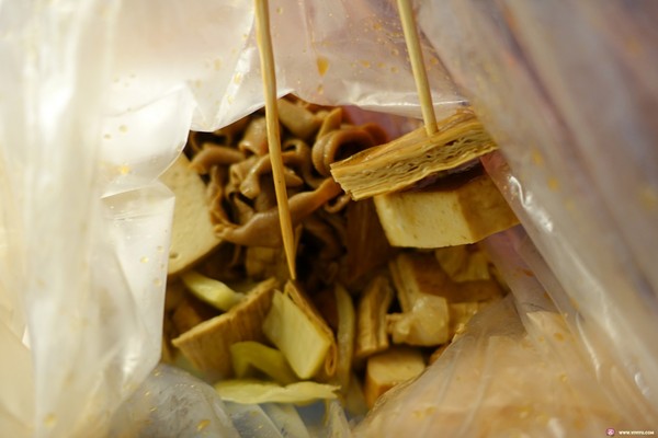 ▲新竹都城隍庙口美食。（图／Viviyu提供）