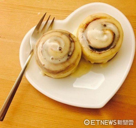 甜蜜屋的肉桂卷。（图／记者王Y鹾?悖? width=